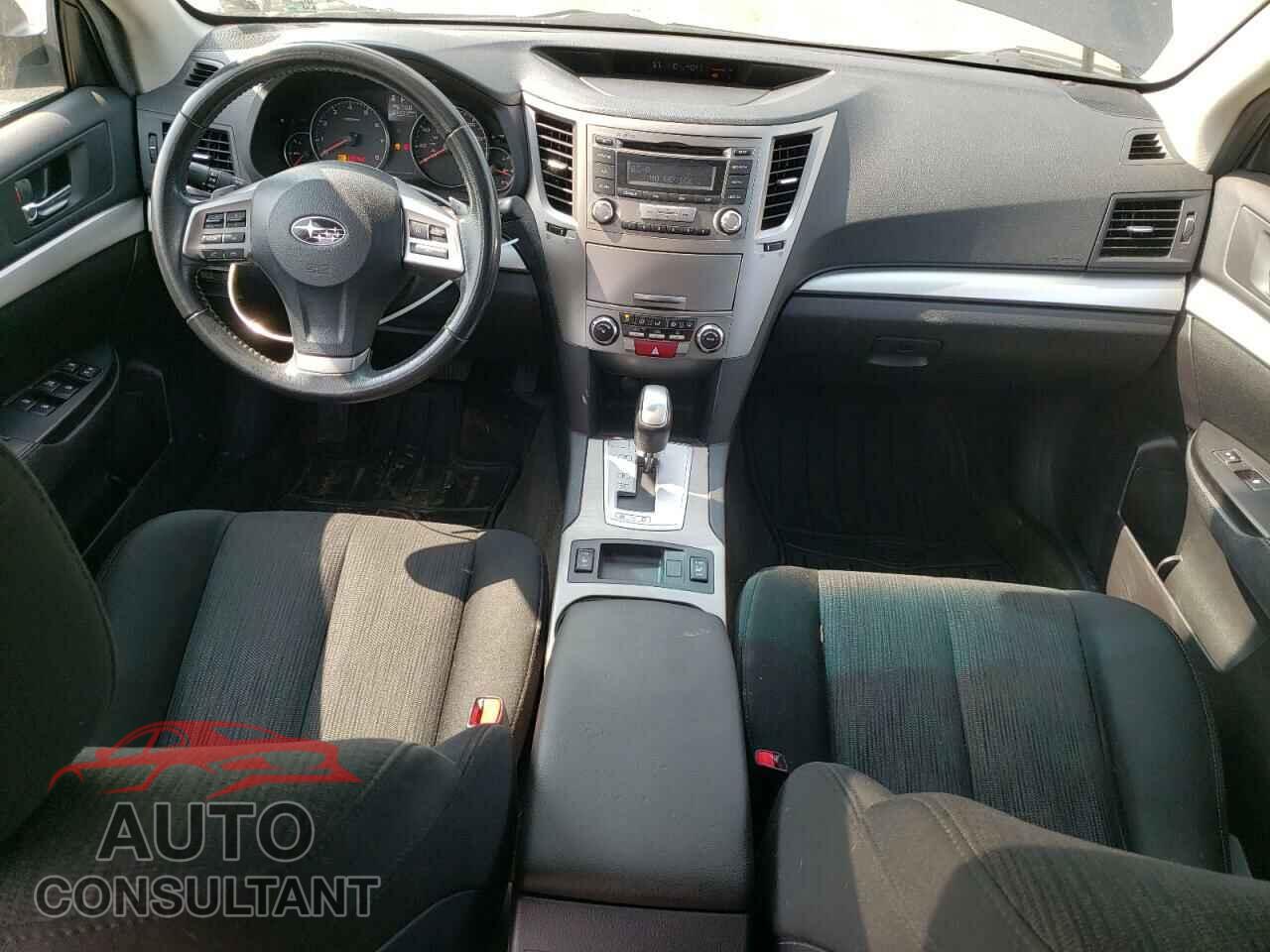 SUBARU OUTBACK 2013 - 4S4BRBGC0D3240272