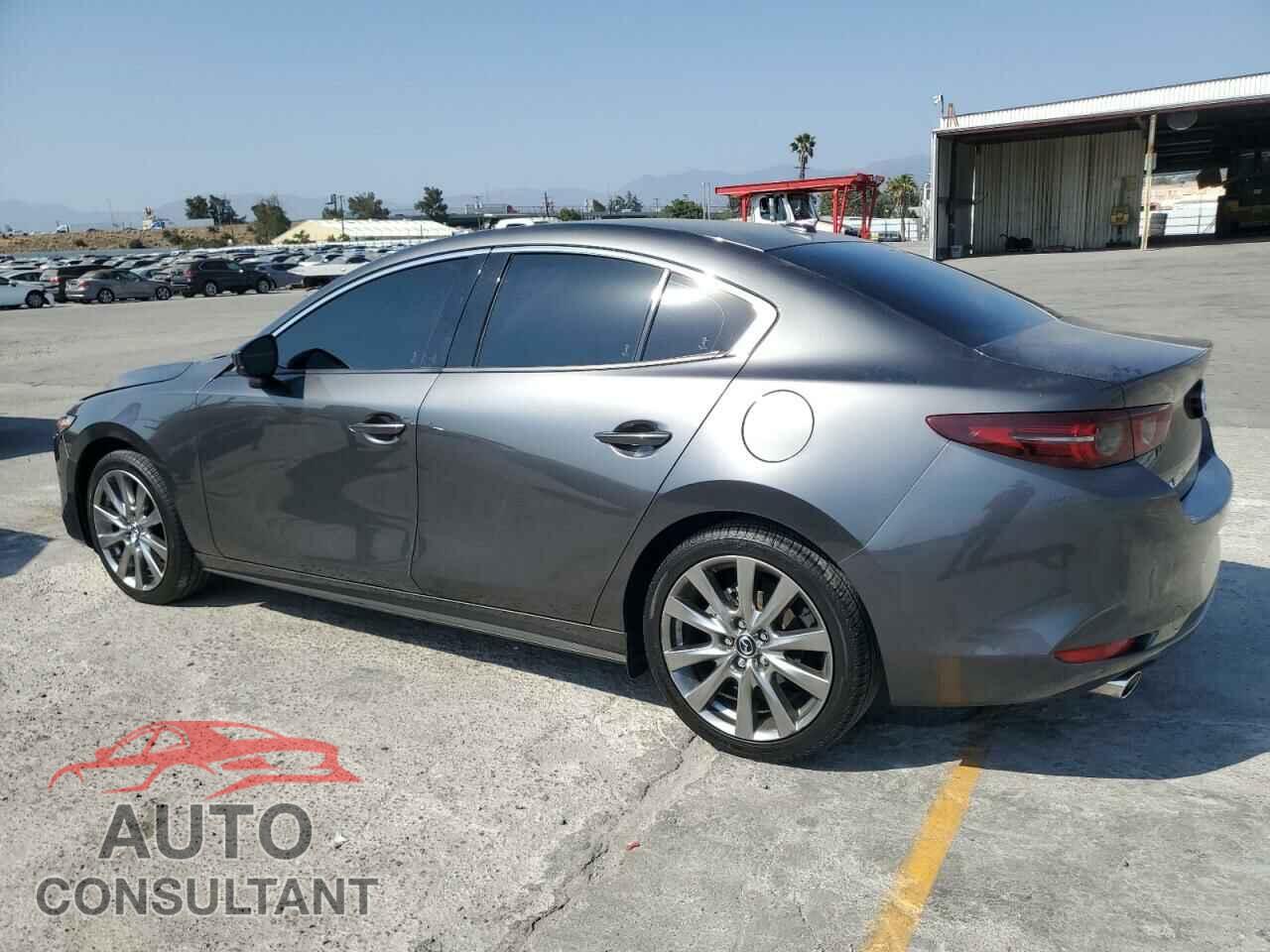 MAZDA 3 2021 - JM1BPADL7M1342365