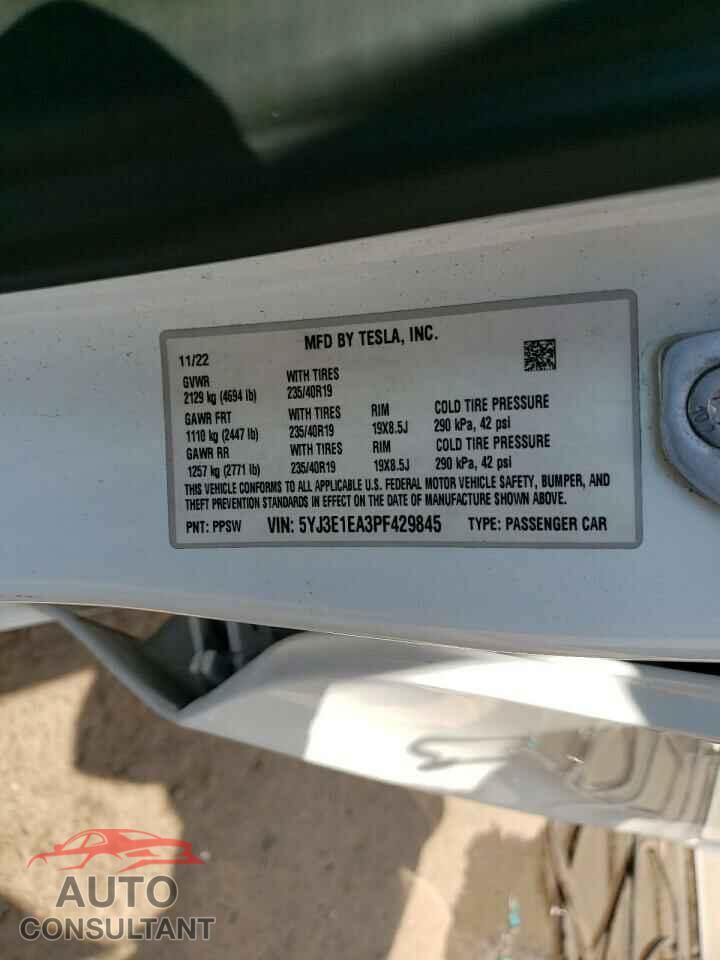 TESLA MODEL 3 2023 - 5YJ3E1EA3PF429845