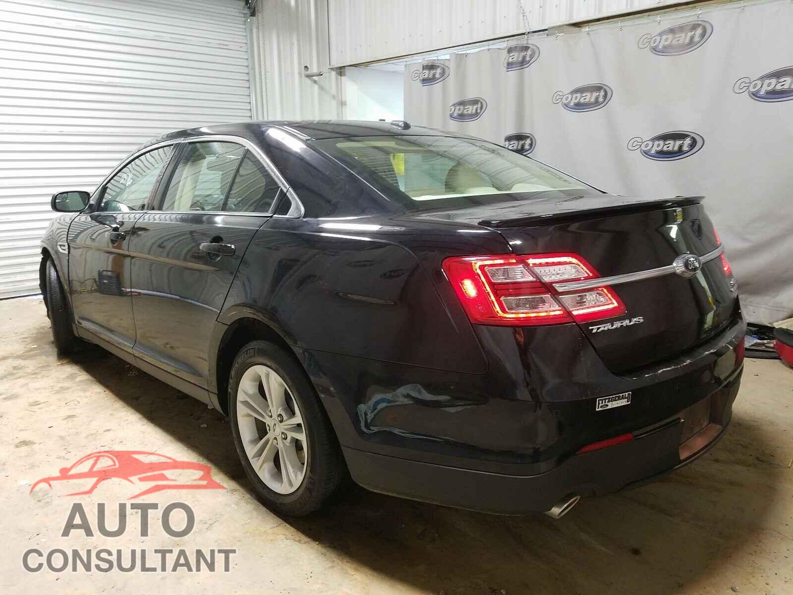 FORD TAURUS 2018 - 1FAHP2E81JG110966