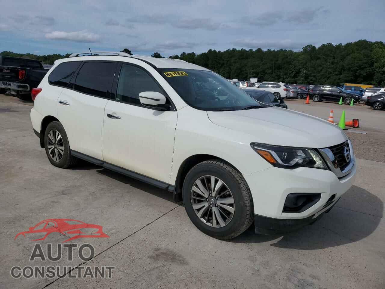 NISSAN PATHFINDER 2017 - 5N1DR2MN8HC695178