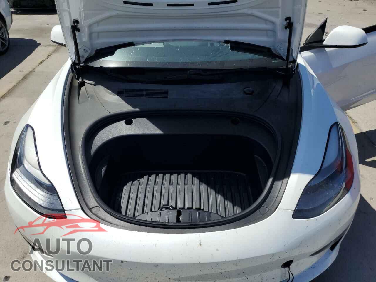 TESLA MODEL 3 2021 - 5YJ3E1EB8MF004271
