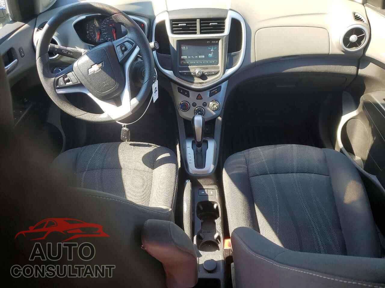 CHEVROLET SONIC 2017 - 1G1JD5SH7H4150869