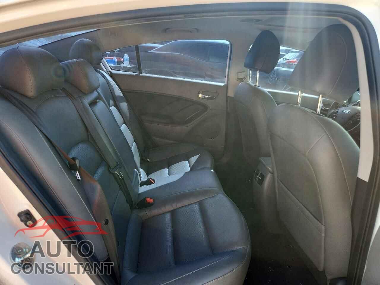 KIA FORTE 2017 - 3KPFN4A84HE070336