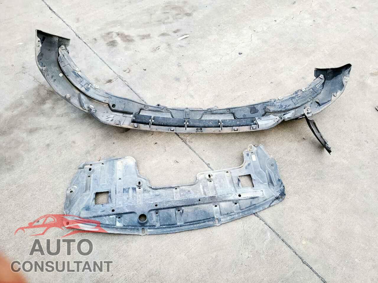 NISSAN PATHFINDER 2017 - 5N1DR2MNXHC693643