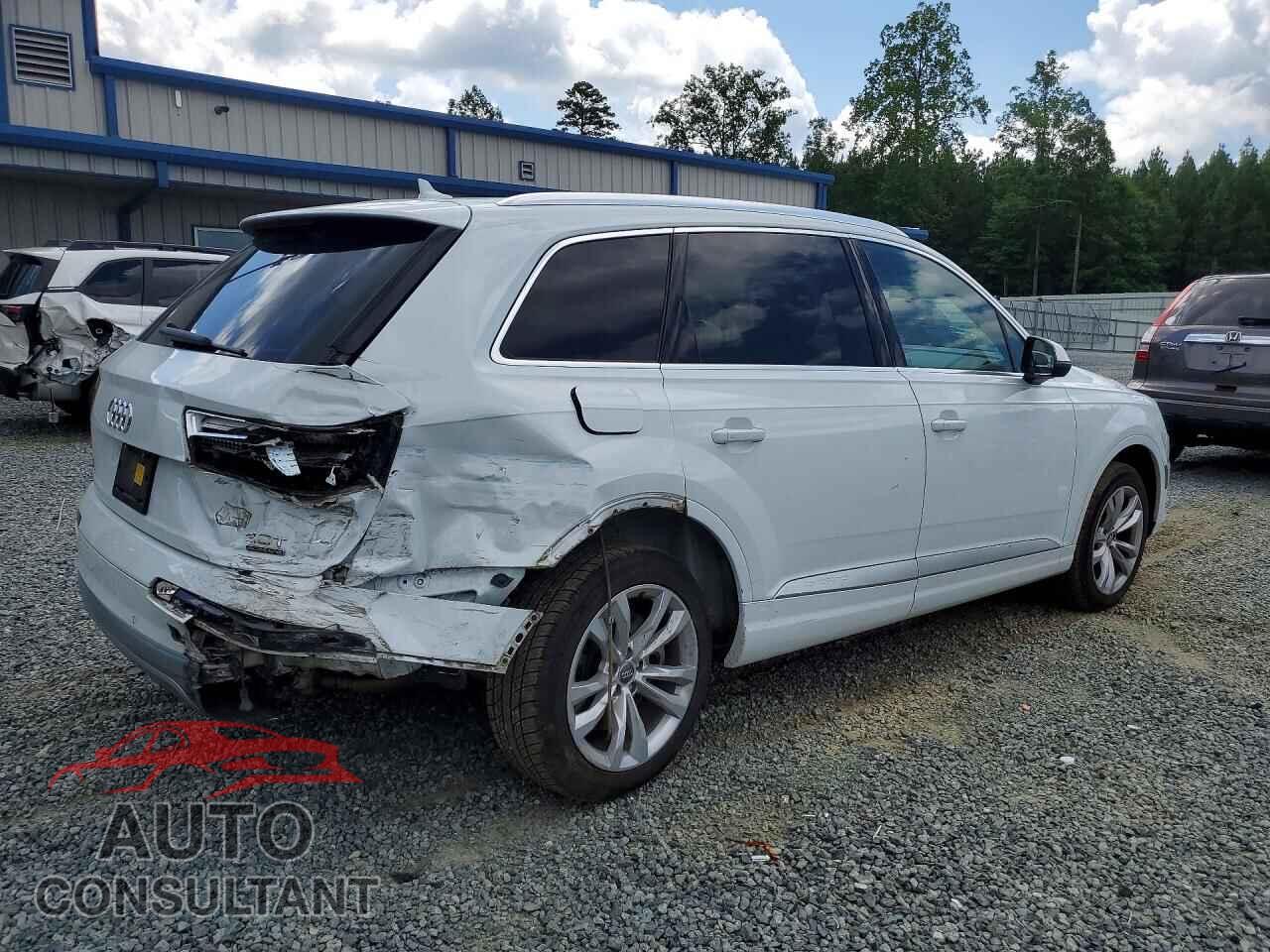 AUDI Q7 2018 - WA1AAAF7XJD006808