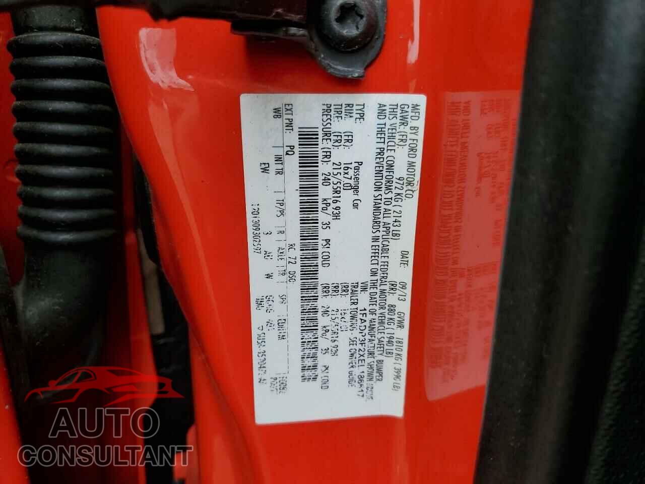 FORD FOCUS 2014 - 1FADP3F2XEL186617