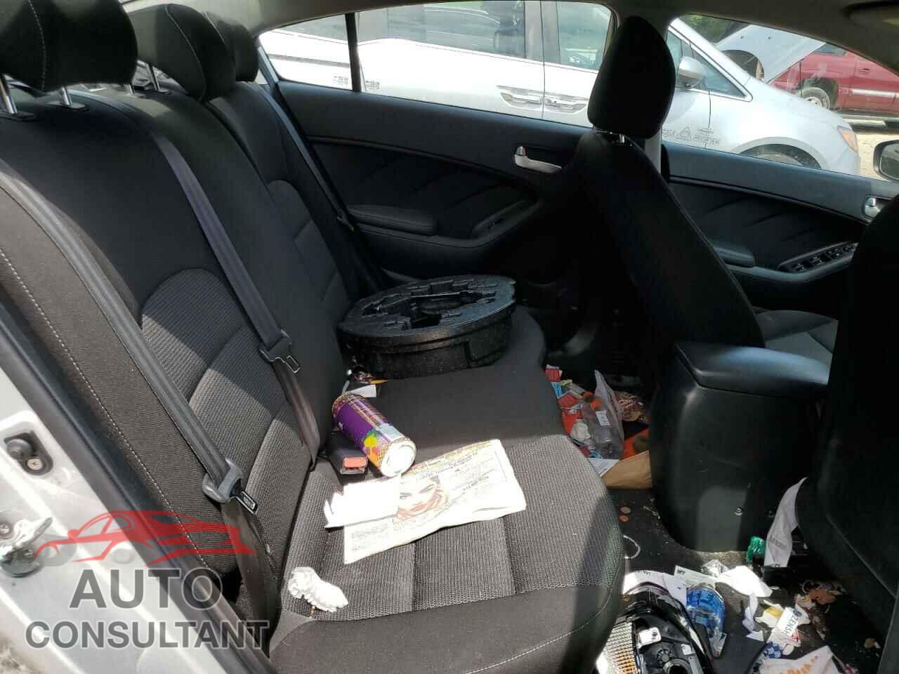 KIA FORTE 2017 - 3KPFK4A74HE053875