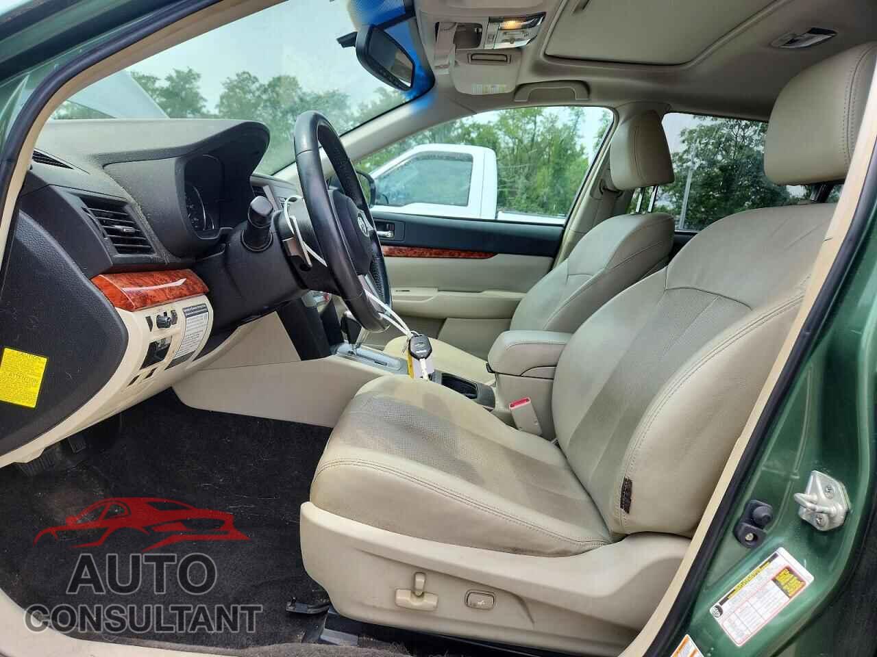 SUBARU OUTBACK 2011 - 4S4BRBKCXB3417091
