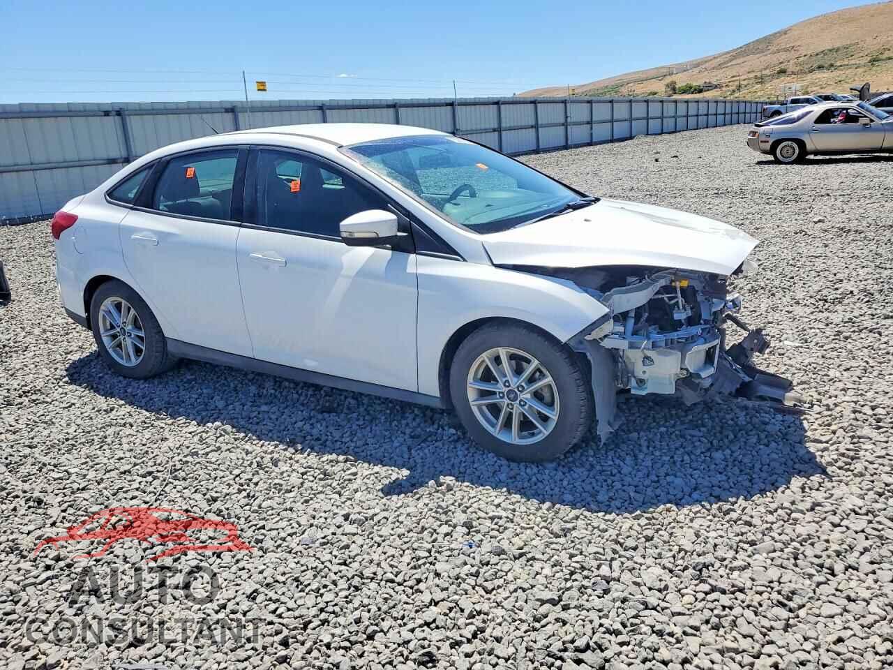 FORD FOCUS 2016 - 1FADP3F26GL302043