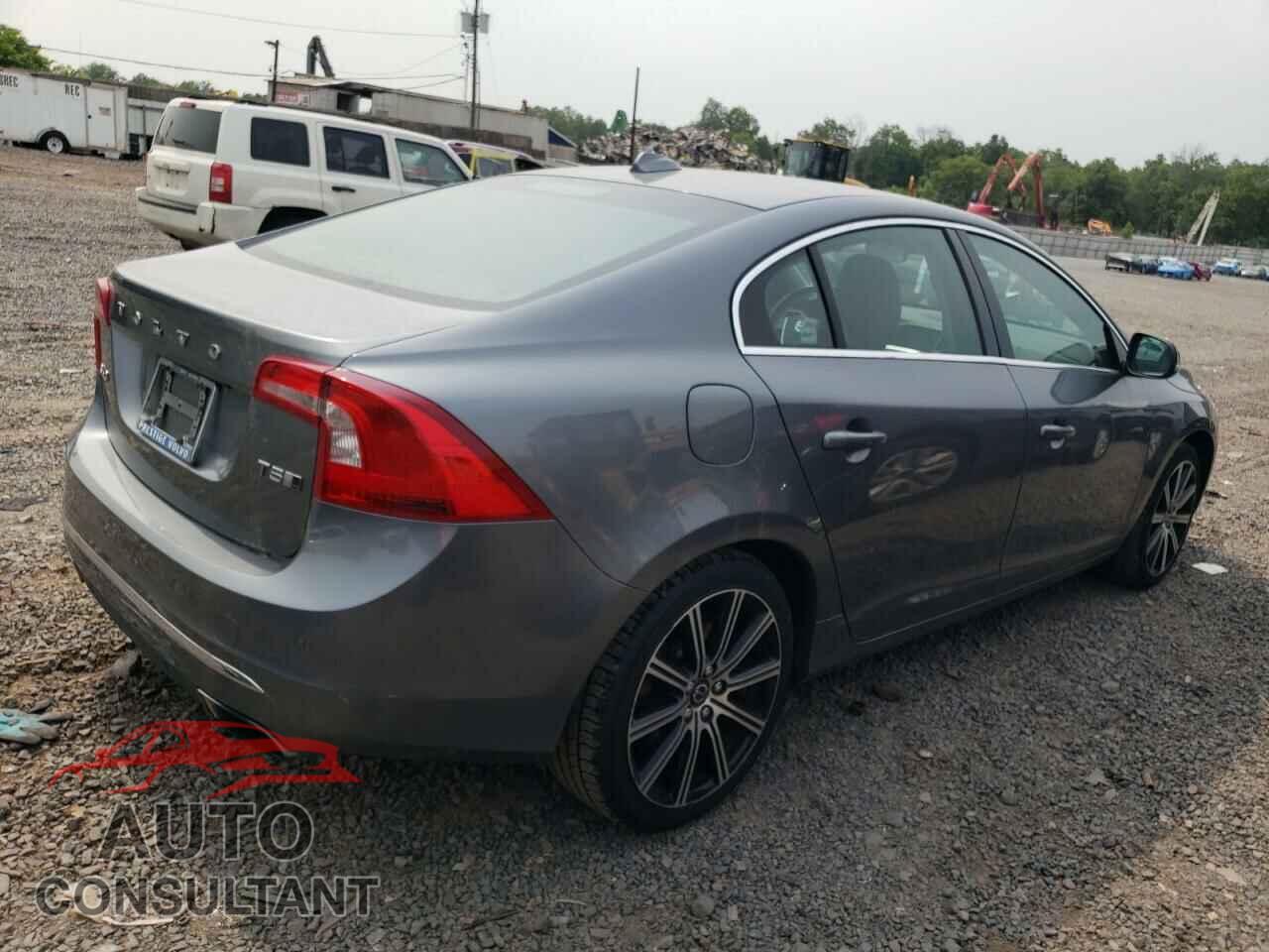 VOLVO S60 2016 - LYV612TK6GB103128