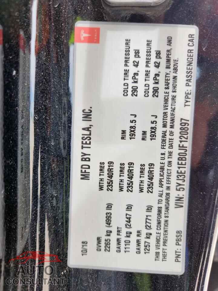TESLA MODEL 3 2018 - 5YJ3E1EB0JF120897