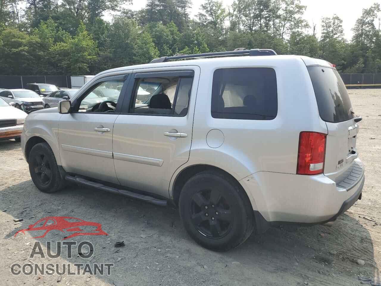 HONDA PILOT 2011 - 5FNYF4H42BB032193