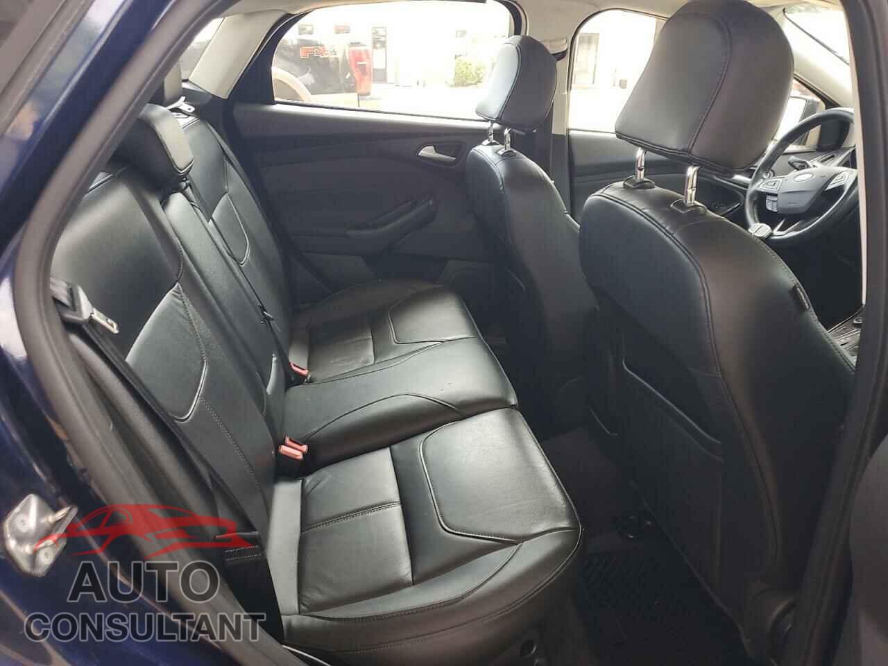FORD FOCUS 2017 - 1FADP3J28HL238287