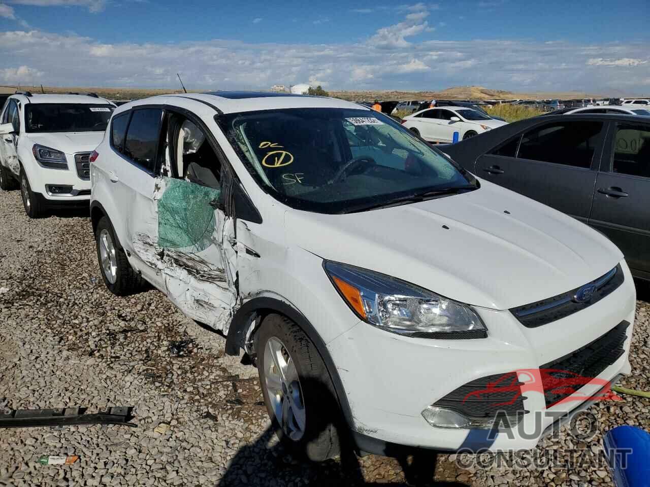 FORD ESCAPE 2016 - 1FMCU0G70GUA98420