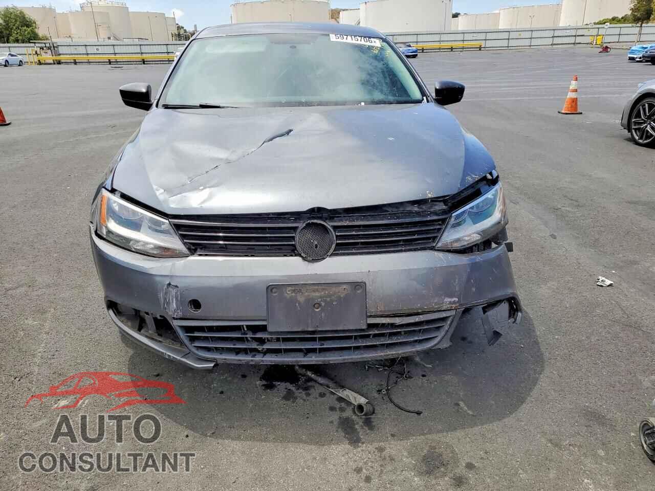 VOLKSWAGEN JETTA 2013 - 3VW2K7AJ2DM294620