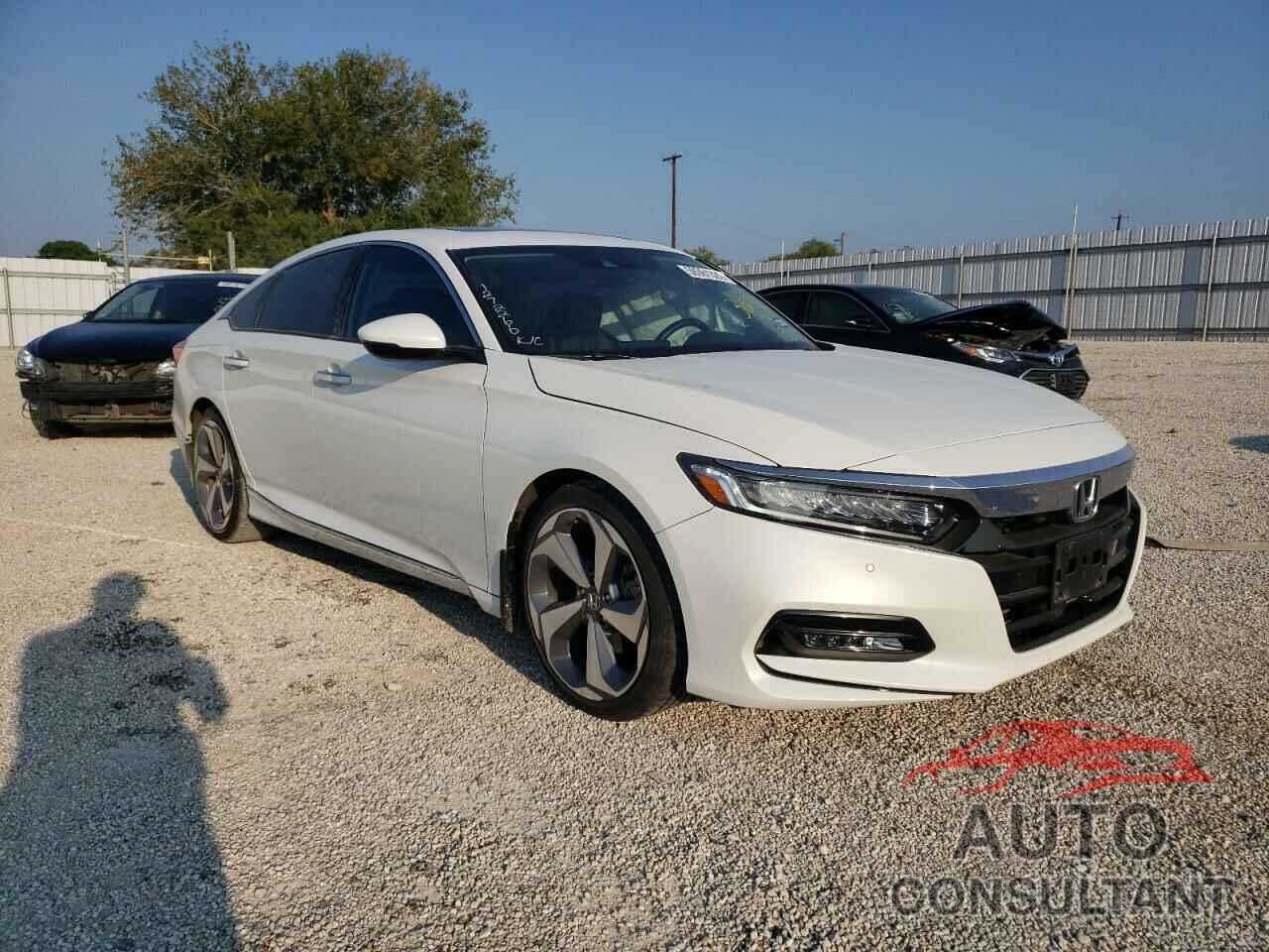 HONDA ACCORD 2018 - 1HGCV2F91JA045011