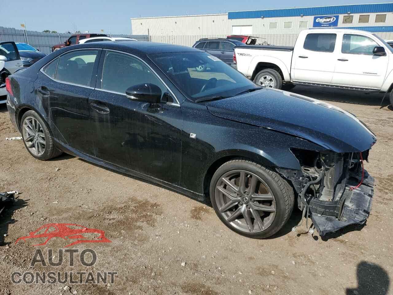 LEXUS IS 2019 - JTHC81D25K5035421