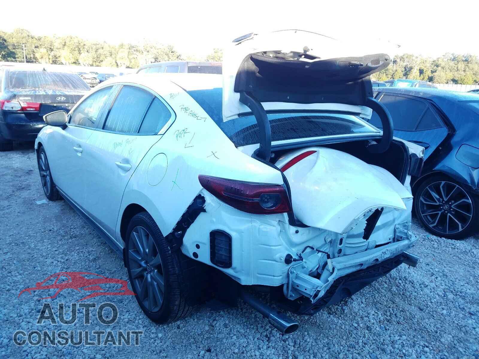 MAZDA 3 2019 - JM1BPACL7K1107785