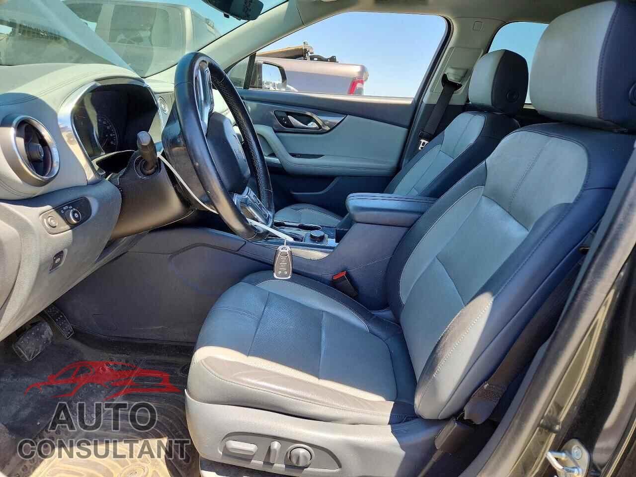 CHEVROLET BLAZER 2020 - 3GNKBJRS6LS618585