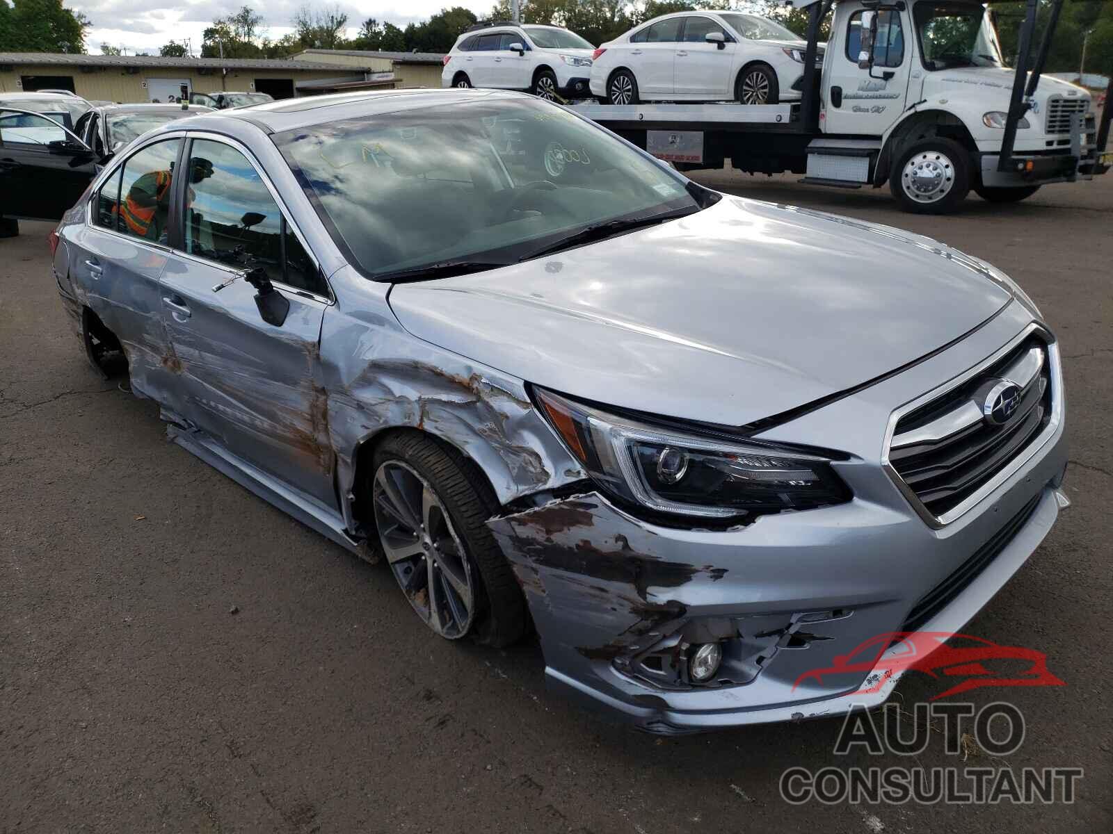 SUBARU LEGACY 2018 - 4S3BNAN69J3041269