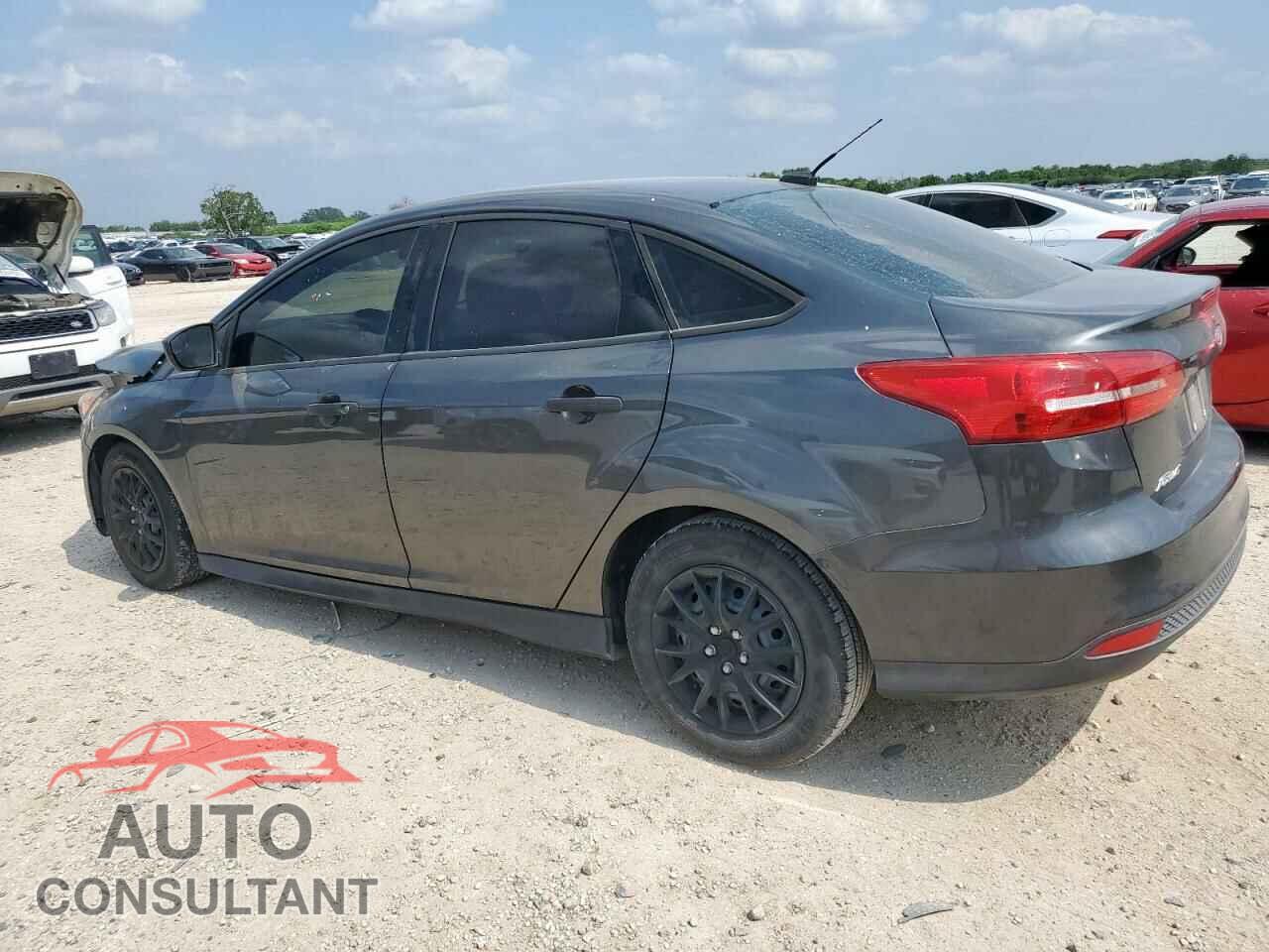 FORD FOCUS 2018 - 1FADP3E26JL244105