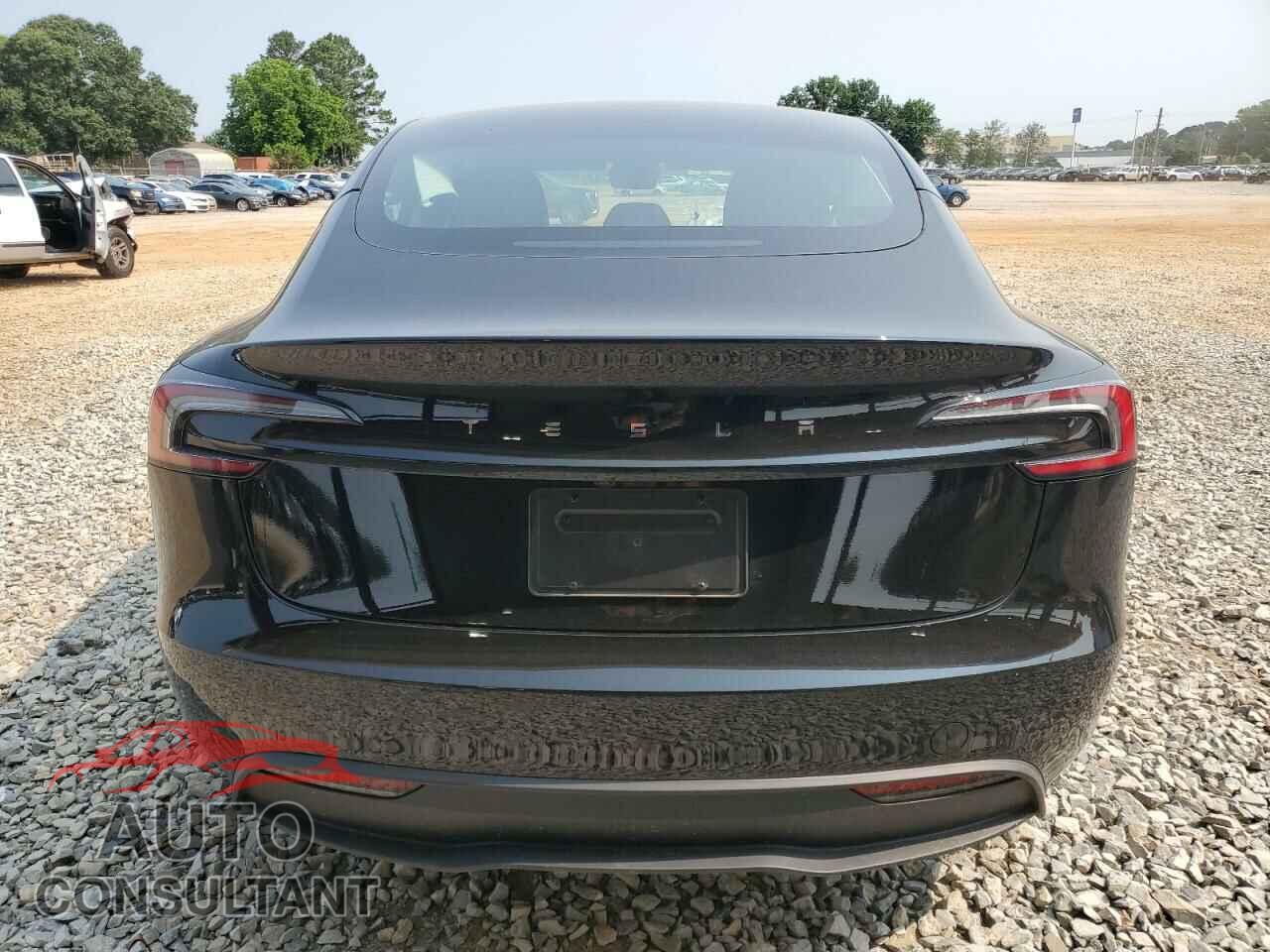 TESLA MODEL 3 2024 - 5YJ3E1EA7RF738723