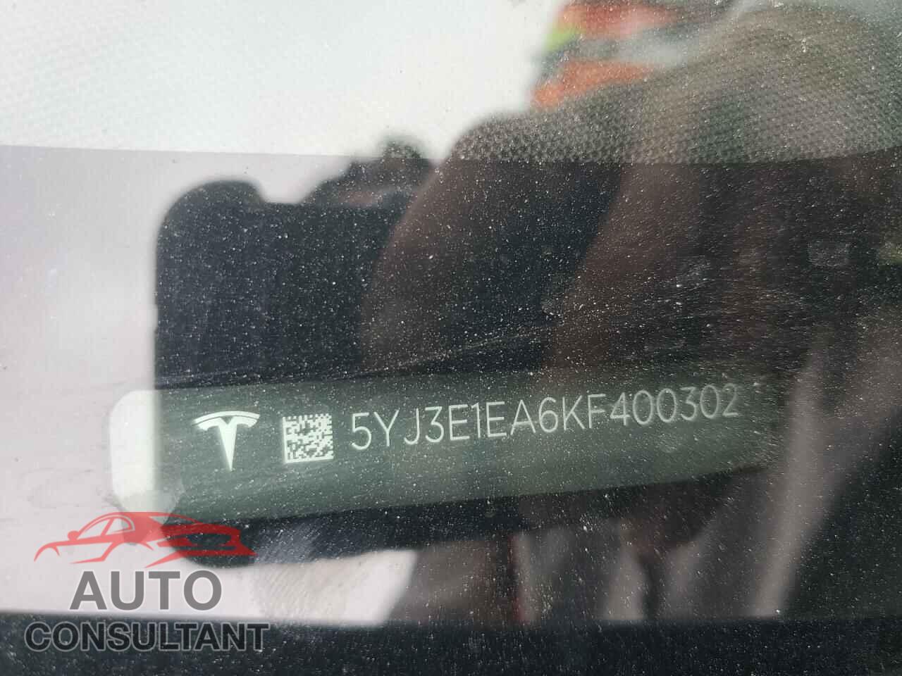 TESLA MODEL 3 2019 - 5YJ3E1EA6KF400302