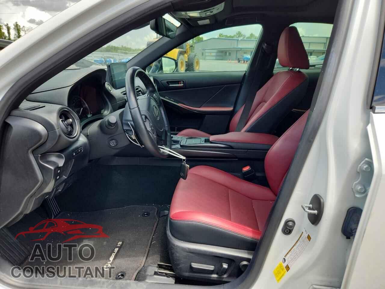 LEXUS IS 2024 - JTHDA1D2XR5133024