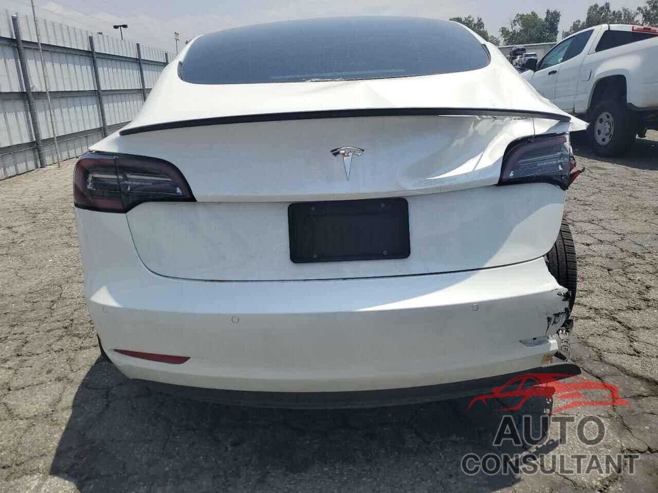TESLA MODEL 3 2022 - 5YJ3E1EA8NF203832