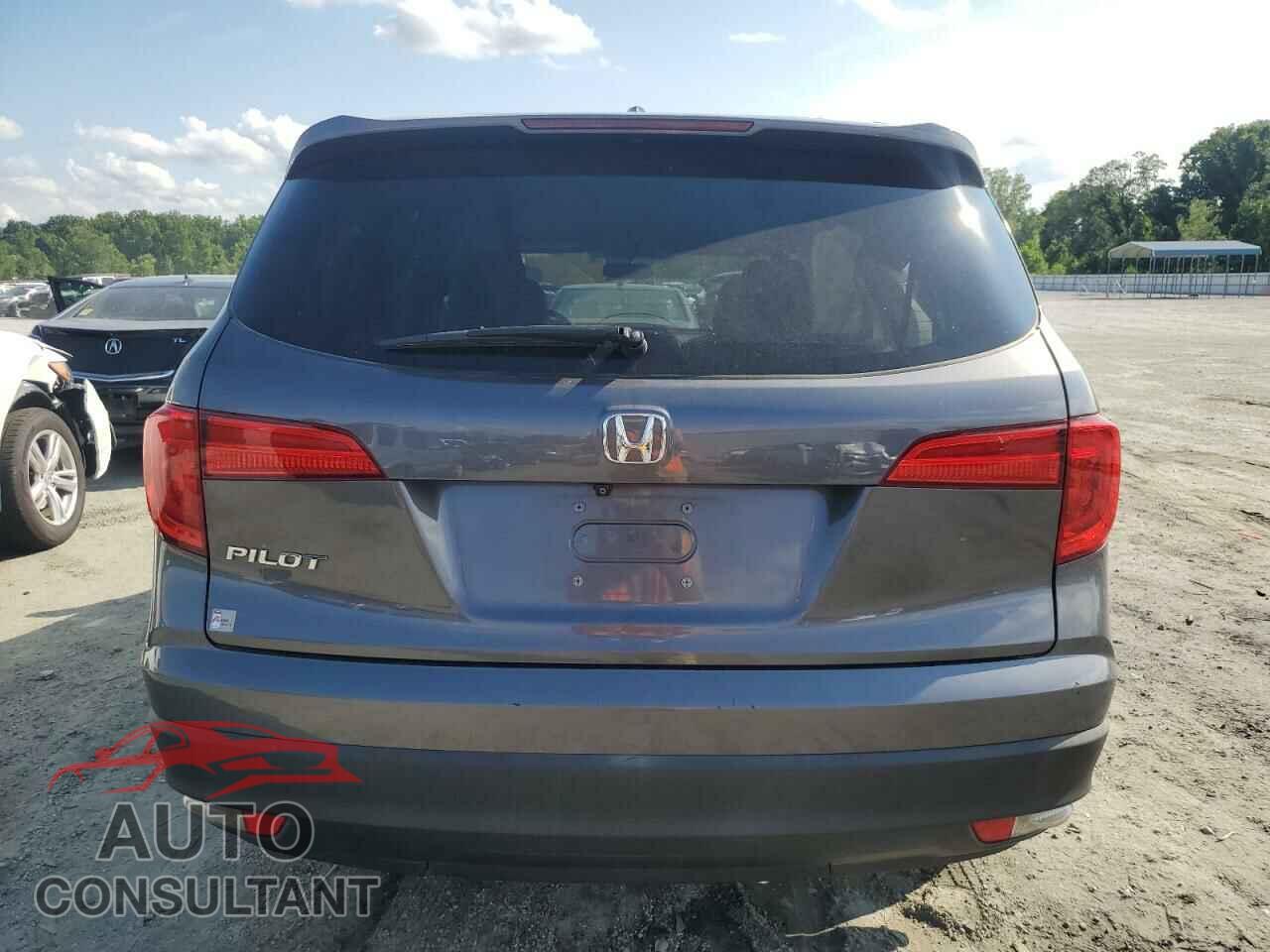 HONDA PILOT 2017 - 5FNYF5H35HB030668