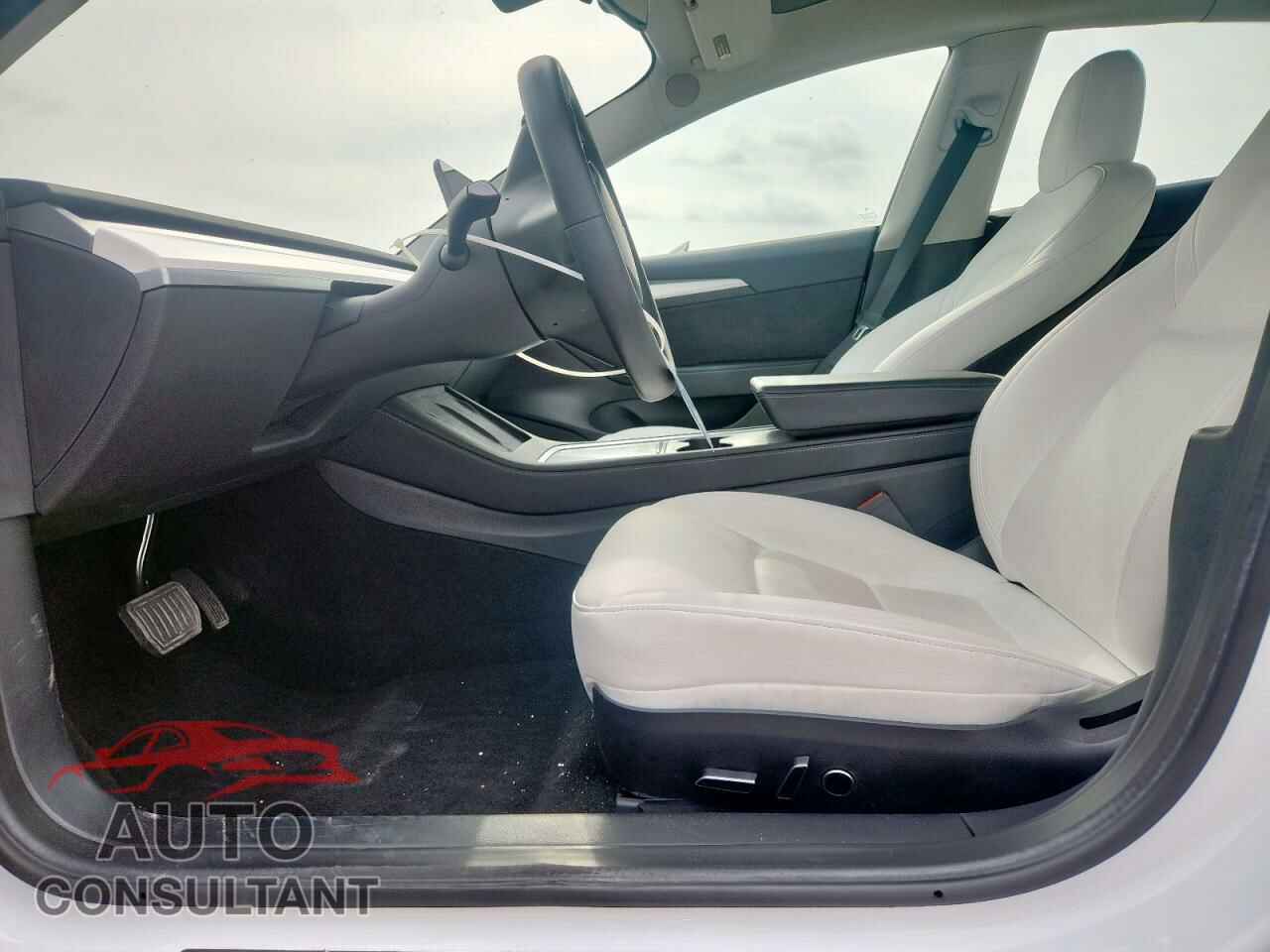 TESLA MODEL 3 2022 - 5YJ3E1EA3NF154149