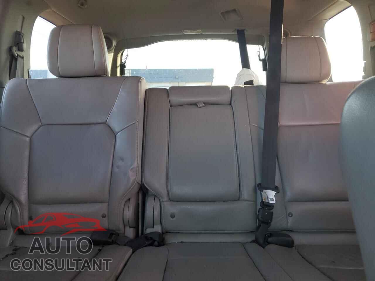 HONDA PILOT 2014 - 5FNYF4H94EB023088