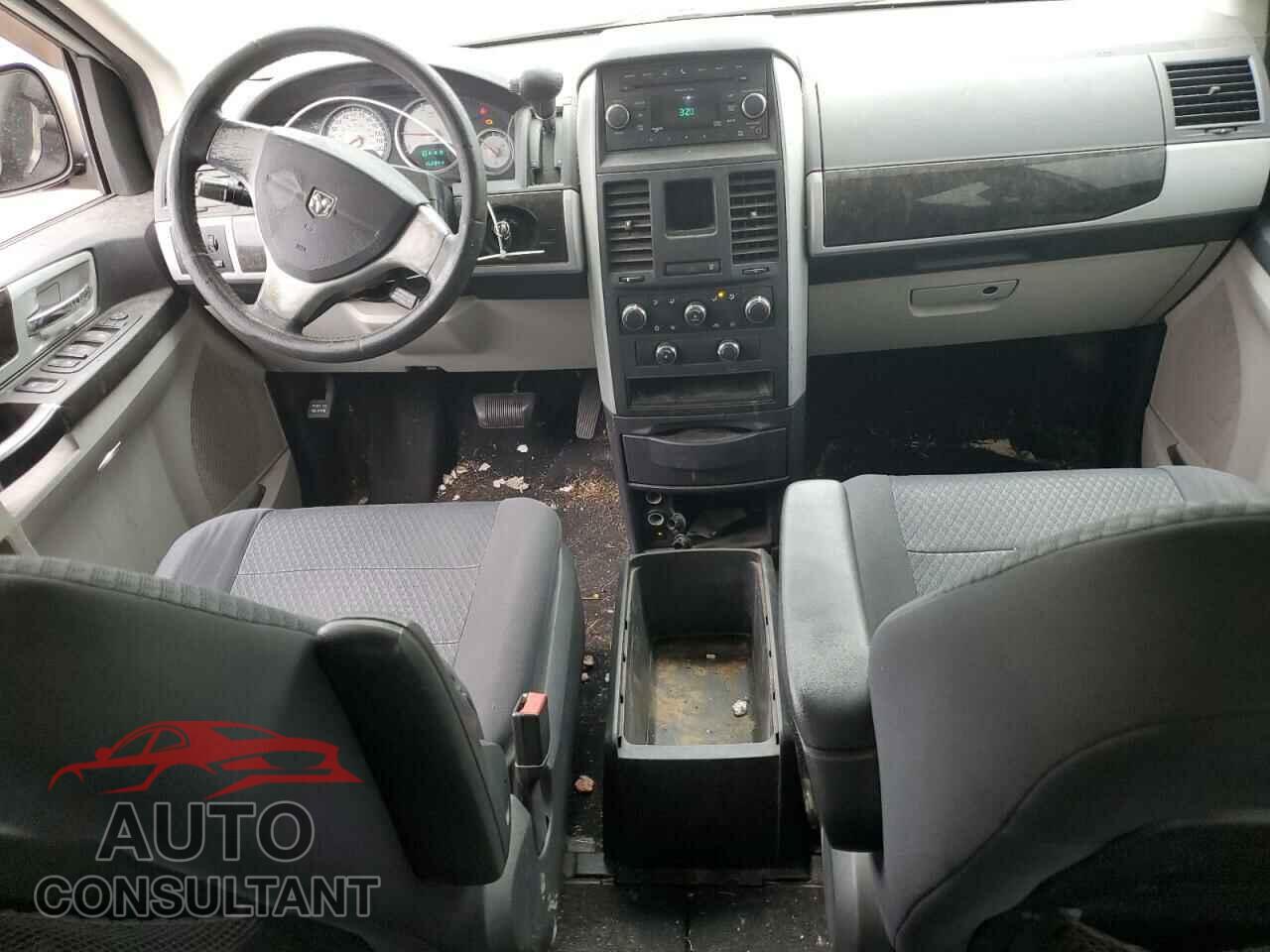 DODGE CARAVAN 2010 - 2D4RN5D14AR118765