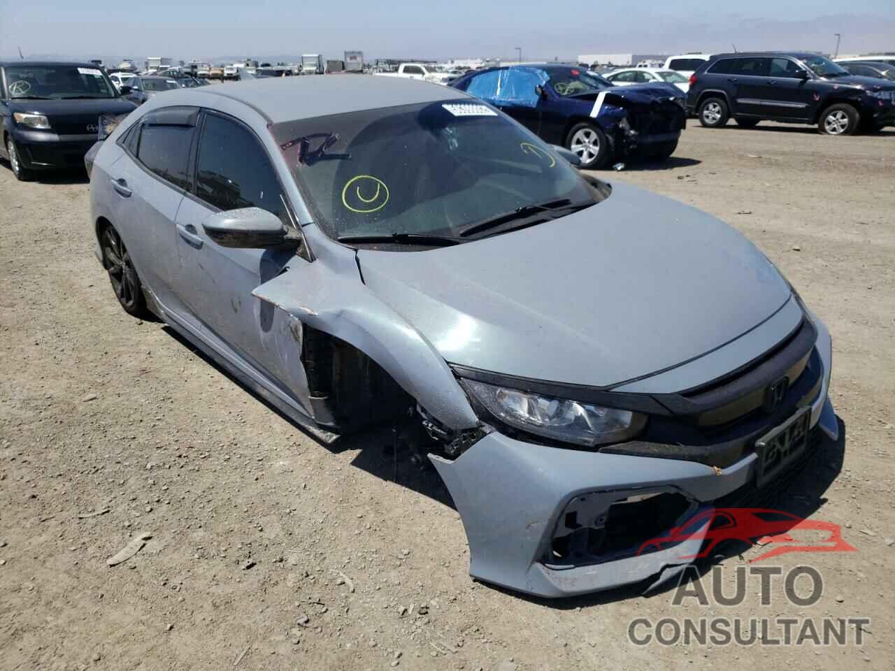 HONDA CIVIC 2018 - SHHFK7H48JU419185