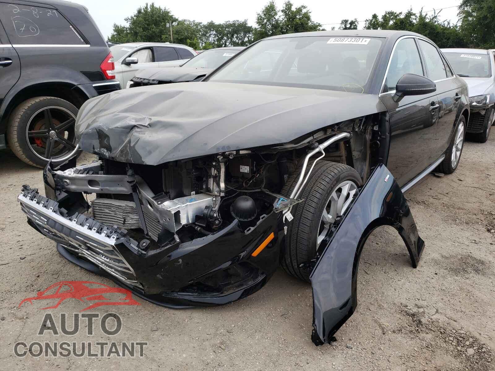 AUDI A4 2019 - WAUDNAF41KN007321