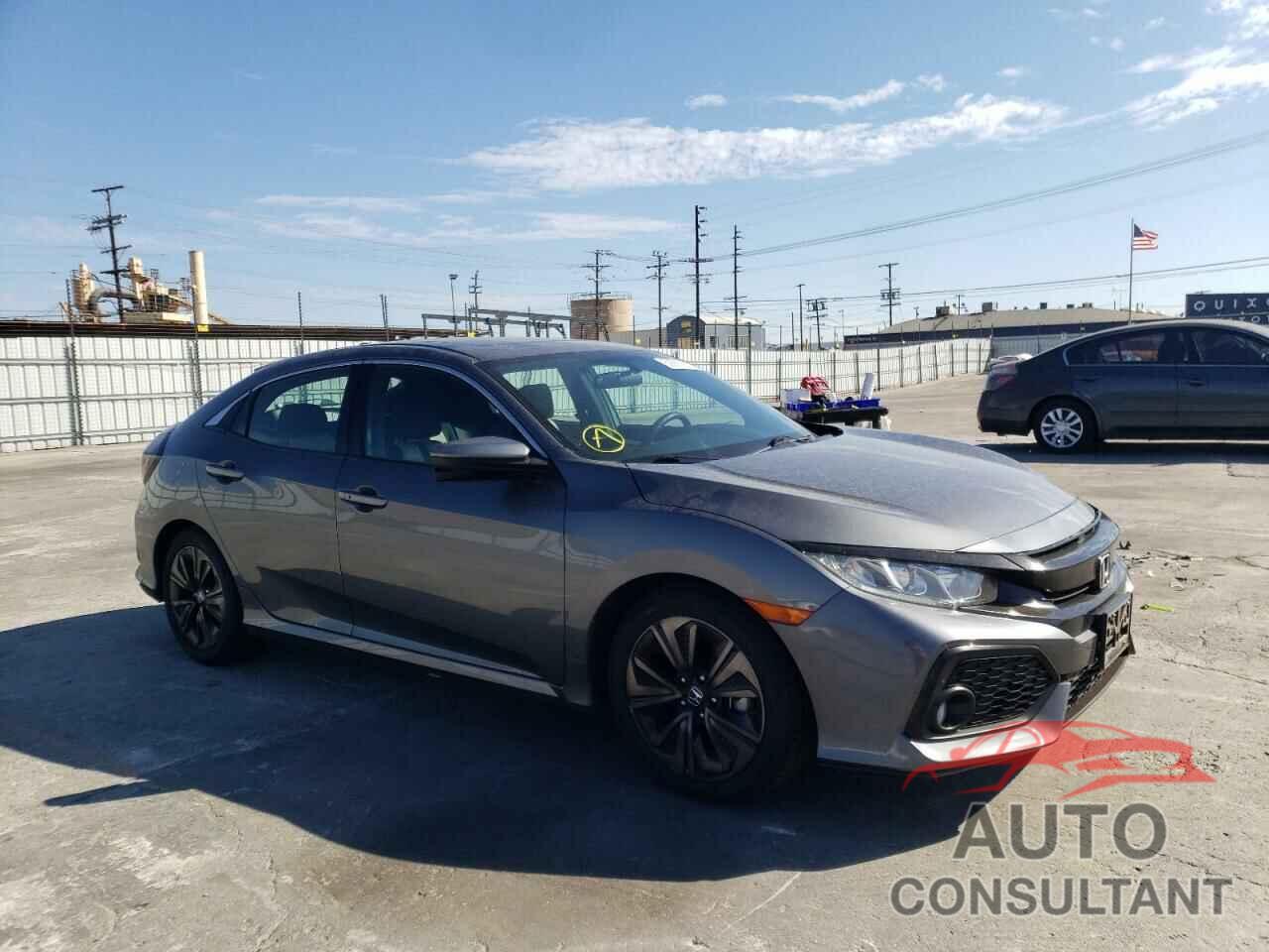 HONDA CIVIC 2018 - SHHFK7H53JU417711