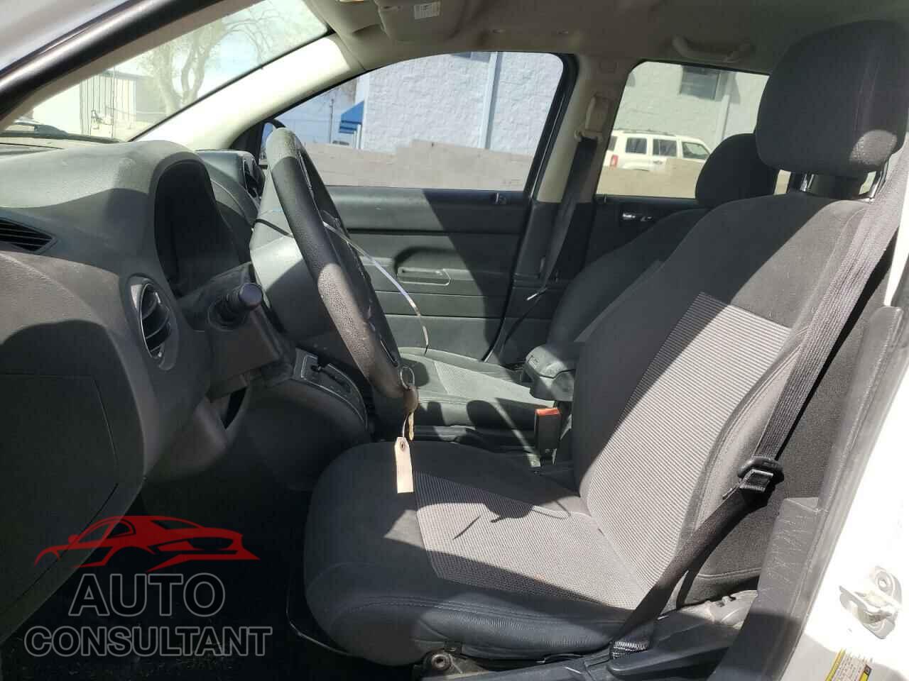 JEEP COMPASS 2014 - 1C4NJCBA6ED577352