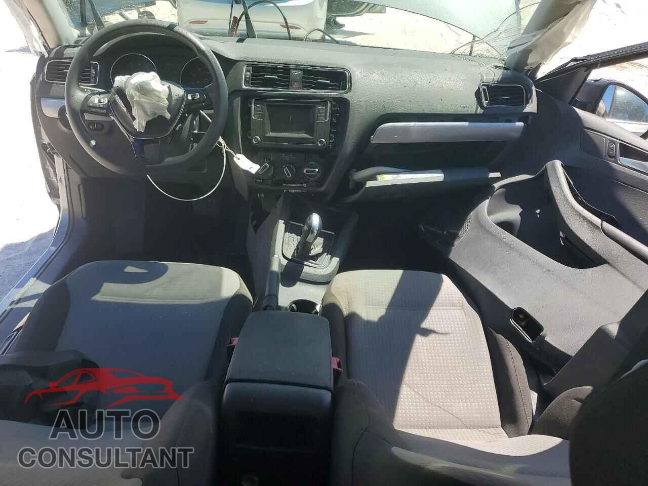 VOLKSWAGEN JETTA 2017 - 3VW2B7AJ8HM301186