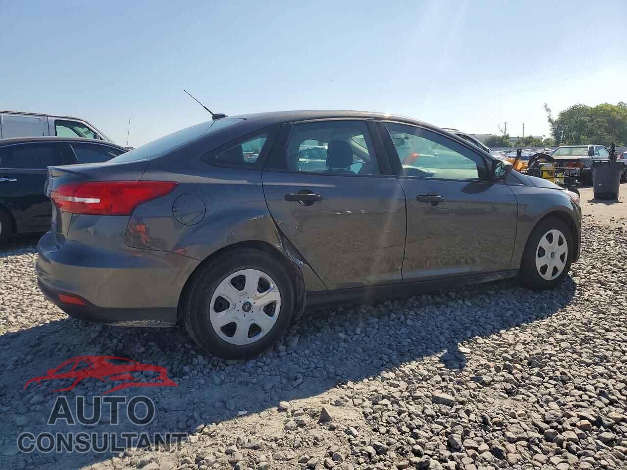 FORD FOCUS 2018 - 1FADP3E29JL285005