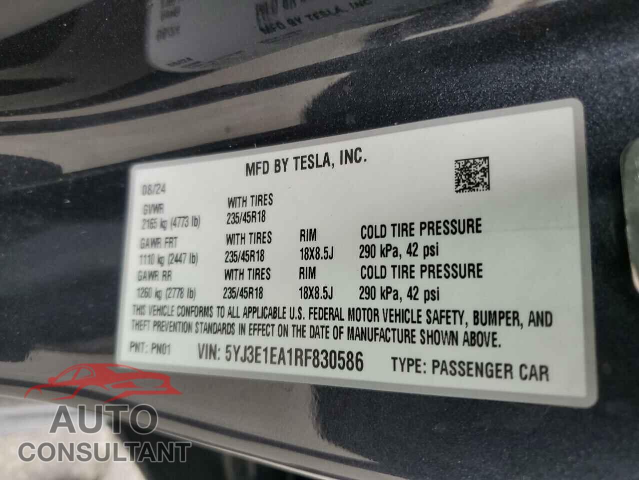 TESLA MODEL 3 2024 - 5YJ3E1EA1RF830586