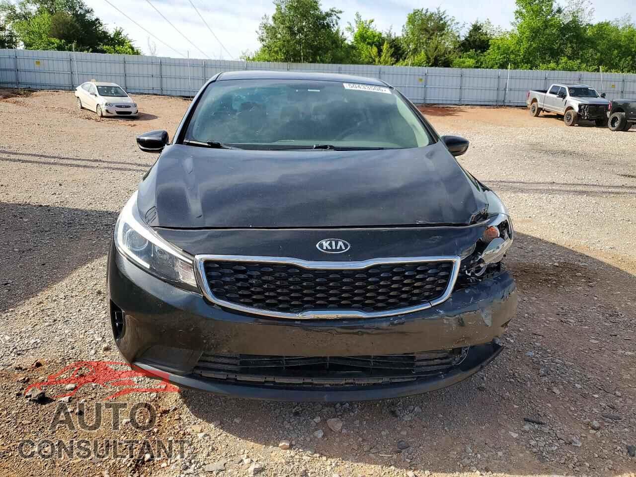 KIA FORTE 2018 - 3KPFK4A74JE236683