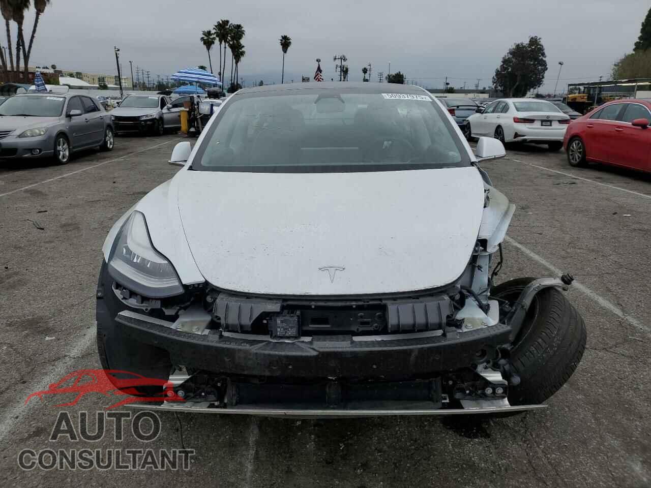 TESLA MODEL 3 2020 - 5YJ3E1EA5LF747010