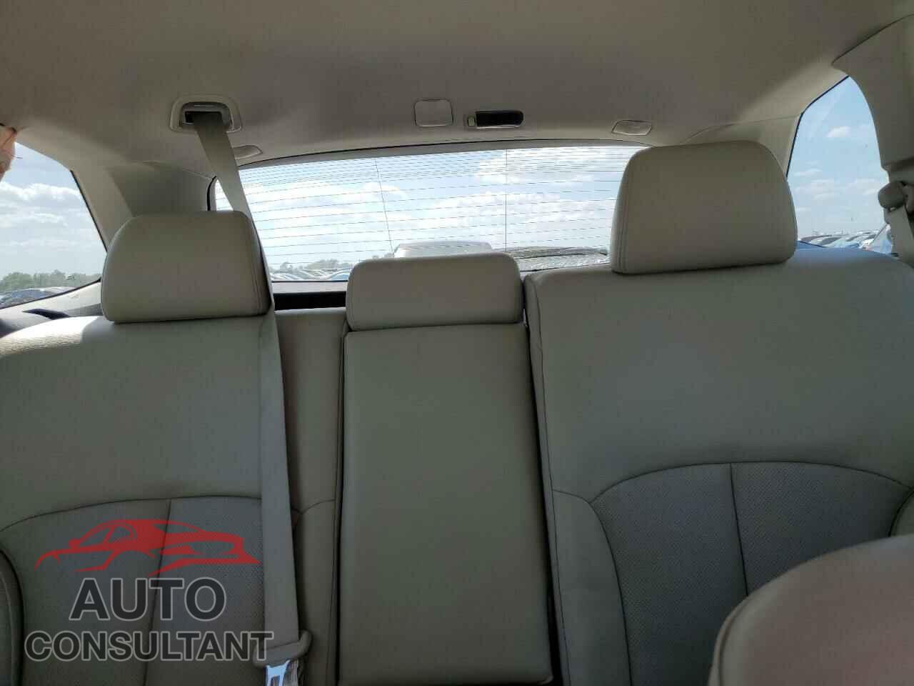 SUBARU OUTBACK 2013 - 4S4BRCKC2D3224491