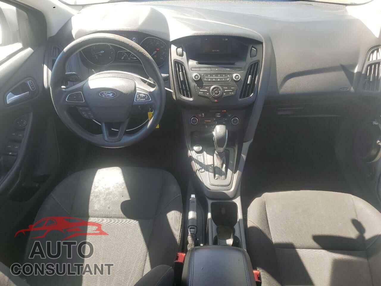 FORD FOCUS 2017 - 1FADP3FE5HL274425