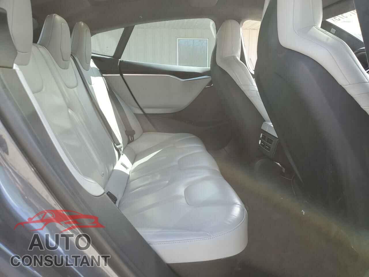 TESLA MODEL S 2016 - 5YJSA1E14GF122451