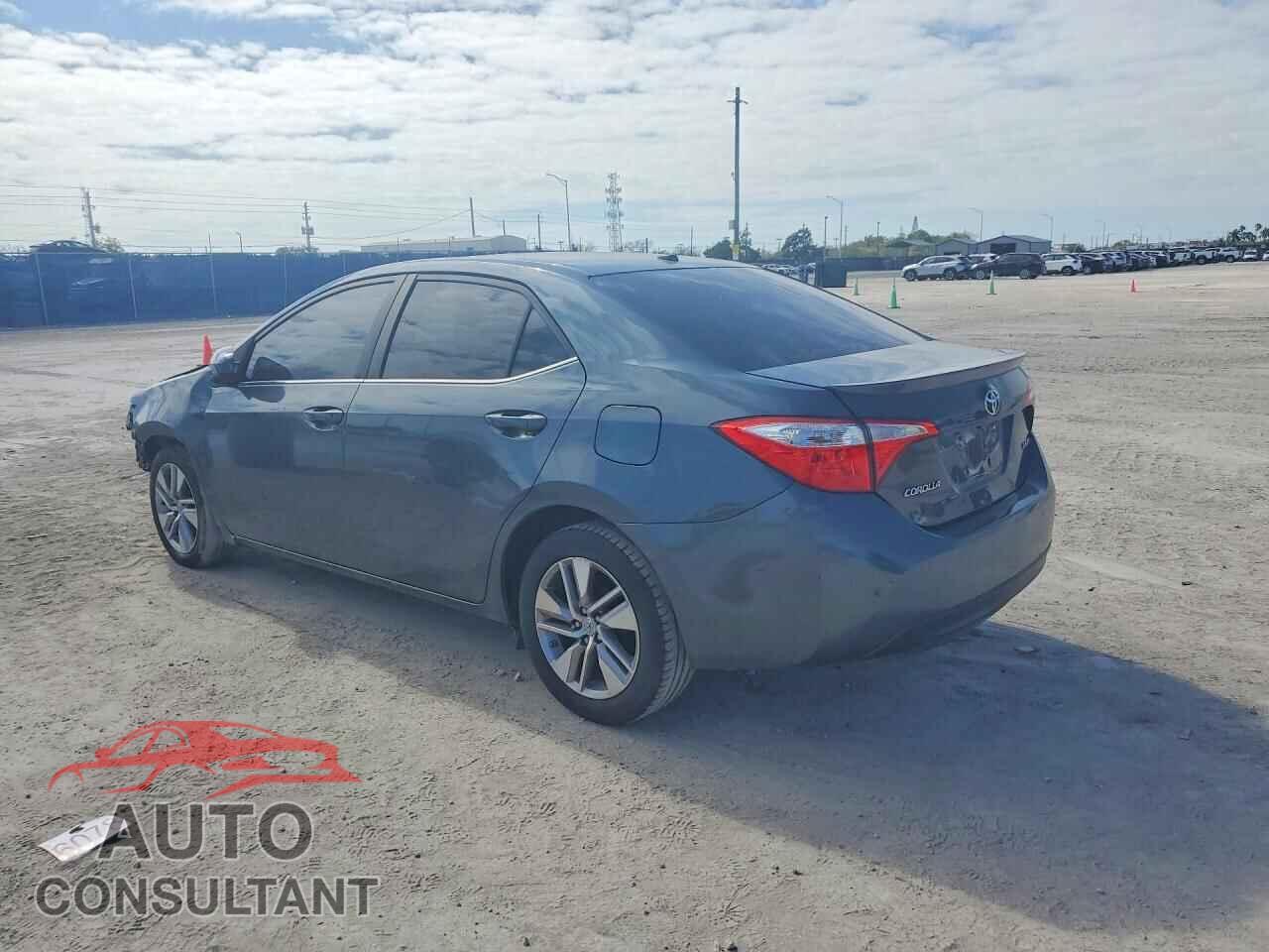 TOYOTA COROLLA 2015 - 2T1BPRHE0FC415195