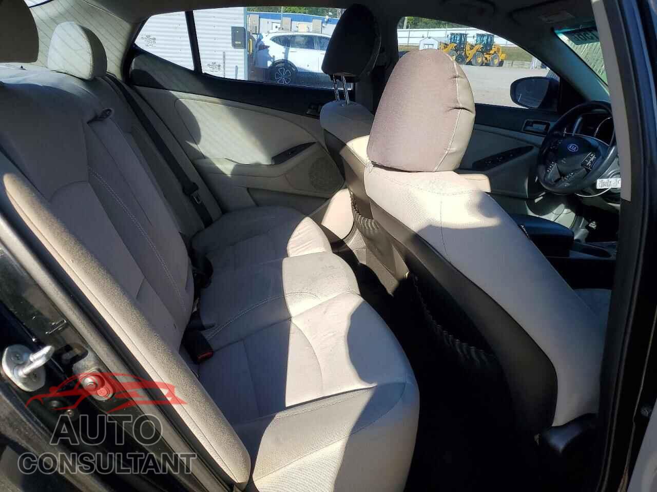 KIA OPTIMA 2012 - KNAGM4A77C5290117