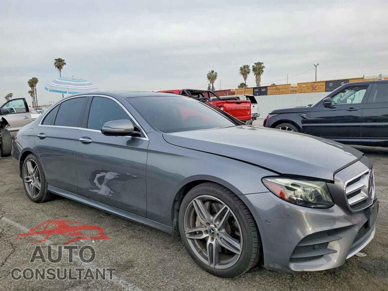 MERCEDES-BENZ E-CLASS 2018 - WDDZF4JB5JA453822