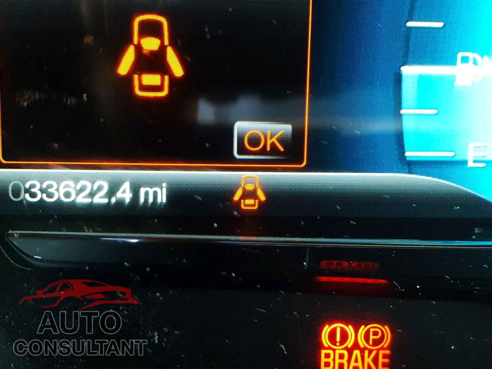 FORD TAURUS 2015 - 1FAHP2E80FG193653